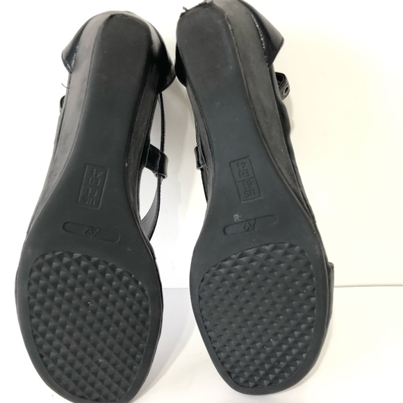A2 by Aerosoles Black Wedge Sandals - Picture 6 of 9